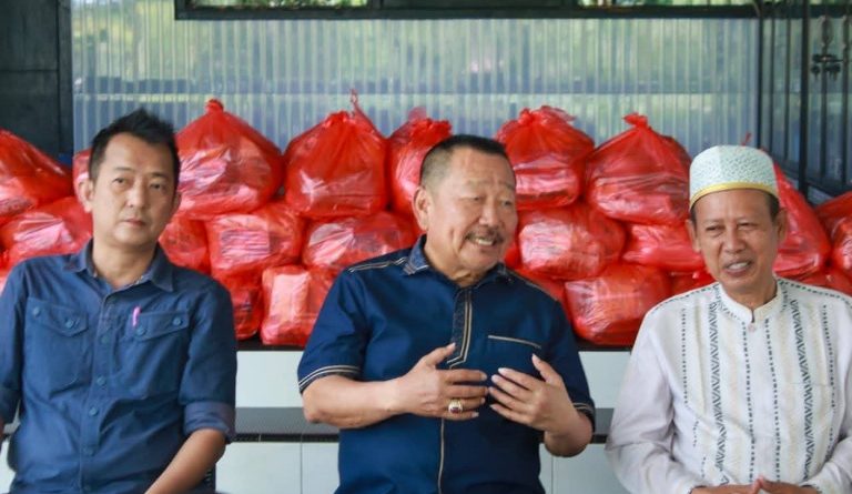 Sentuhan Ramadan Bobby Jayanto, Berbagi Kebahagiaan untuk Santri dan Anak Panti di Dompak Sentuhan Ramadan Bobby Jayanto, Berbagi Kebahagiaan untuk Santri dan Anak Panti di Dompak