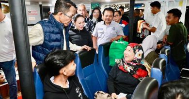 Dini Hari Pantau Arus Mudik, Amsakar-Li Claudia Ingatkan Perjalanan Aman Menuju Kampung Halaman