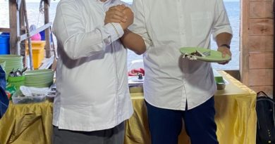 Buka Puasa di Pulau Terong, Kebersamaan Kader NasDem Kepri Berujung Kejutan Ulang Tahun Ketua