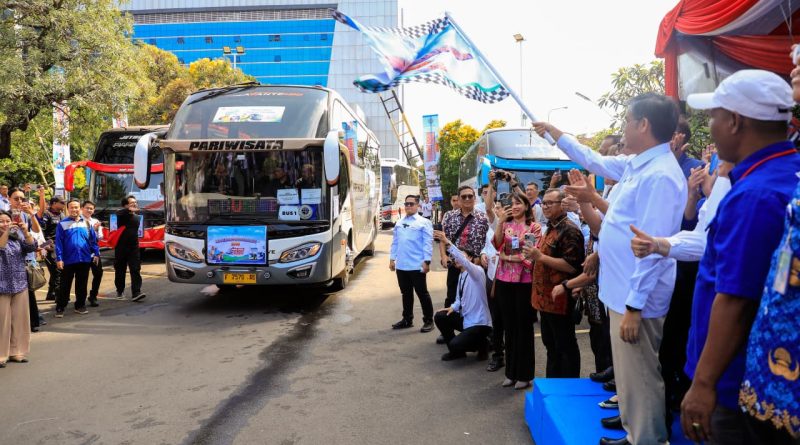 Jelang Lebaran, Kemnaker Koordinasikan Mudik Gratis bagi 12.690 Pekerja dan Ojol