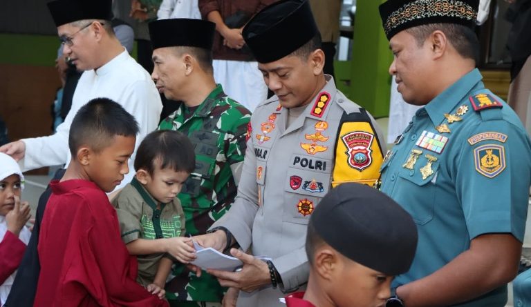 Wujud Rasa Syukur, Kapolresta Tanjungpinang Gelar Khatam Al-Qur’an dan Berikan Santunan Anak Yatim Piatu