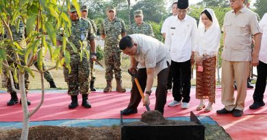 Menhan Sjafrie Resmikan Masjid Bintang Amin Angkasa di Batam, Amsakar: Ikon Wisata Religi Baru