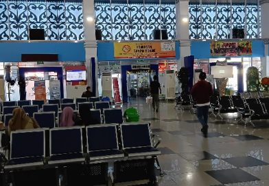 Kamis Pagi, Arus Mudik Mulai Landai di Pelabuhan SBP Tanjungpinang Kamis Pagi, Arus Mudik Mulai Landai di Pelabuhan SBP Tanjungpinang