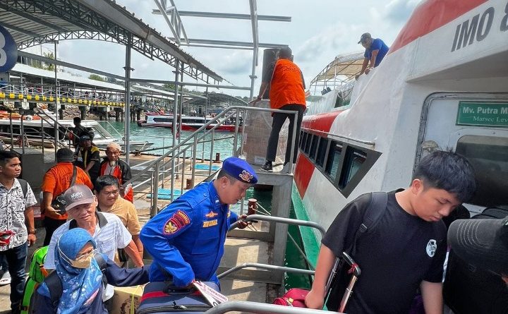 Polda Kepri Intensifkan KRYD di Pelabuhan Telaga Punggur, Arus Balik Libur Nasional Aman Terkendal