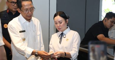 Tinjau Pelabuhan Internasional Batam Center dan Harbour Bay, Amsakar – Li Claudia Komitmen Benahi Kualitas Layanan Penumpang