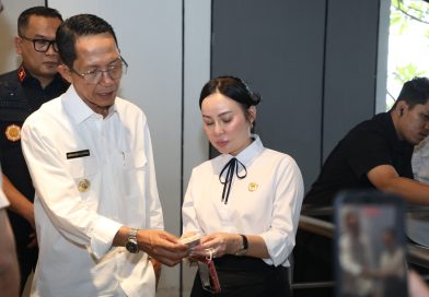 Tinjau Pelabuhan Internasional Batam Center dan Harbour Bay, Amsakar – Li Claudia Komitmen Benahi Kualitas Layanan Penumpang