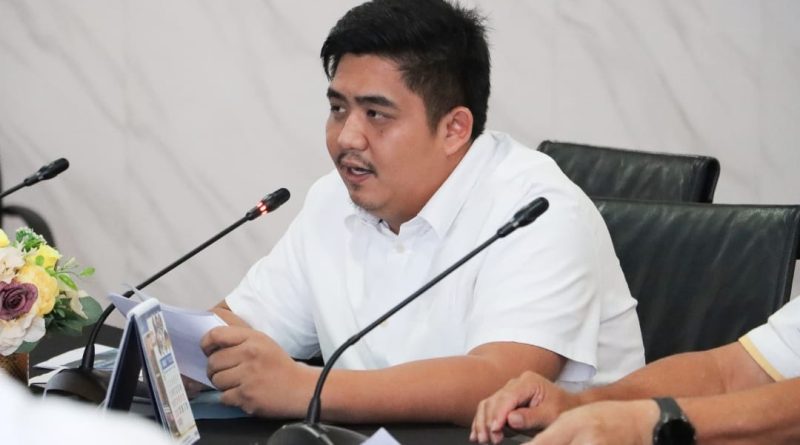 Bupati Bintan Roby Paparkan Isu Strategis Saat Harmonisasi RTRW Bersama Pansus DPRD Kepri