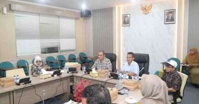 Sempurnakan Ranperda LAM, Pansus DPRD Batam Rapat Bersama Tim Hukum Pemko