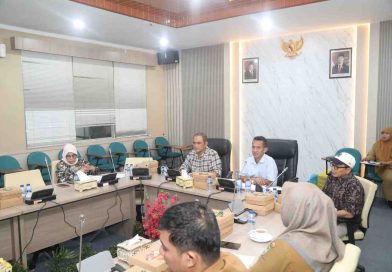 Sempurnakan Ranperda LAM, Pansus DPRD Batam Rapat Bersama Tim Hukum Pemko