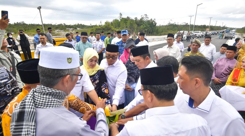 Jembatan Semala Natuna Diresmikan, Ansar Tegaskan Konektivitas Hingga Perbatasan