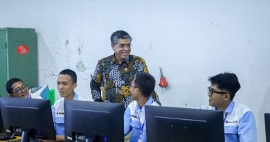 Menaker Tekankan Pelatihan Vokasi agar Lulusan Siap Masuk Dunia Kerja