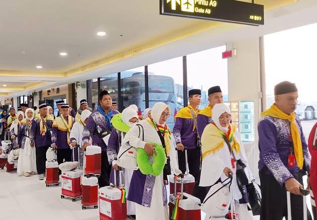 Pendaratan Darurat di Dua Kota, Ujian Awal Perjalanan Suci Jemaah Haji Indonesia