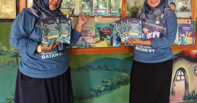 Bikin Haru! Puisi Karya Murid SDN 003 Batu Aji Kini Mejeng di Perpustakaan Sekolah