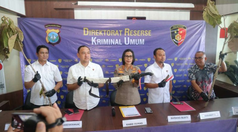 Batam Heboh! 300 Pohon Jati Emas Ditebas, Pelaku Diamankan di Hutan Duriangkang