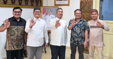 Fadli Zon Tetapkan Robby Patria Pimpin HIPIIS Kepri 2025–2029