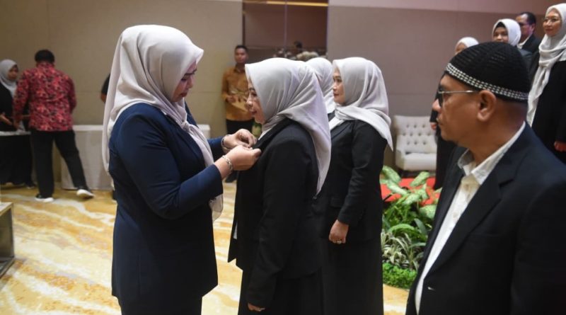 Dewi Kumalasari Ansar Kukuhkan YKI Batam, Ajak Masyarakat Waspadai Diabetes dan Kanker pada Anak