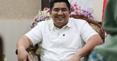 Kabar Gembira dari Bupati Bintan Roby, Beasiswa Dibuka untuk Mahasiswa
