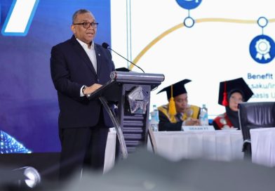 Wamenaker: Industri Kini Tak Lagi Hanya Bertanya Ijazah, tapi juga Kompetensi