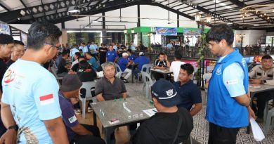 Domino, Sepak Bola, dan Kepedulian Sosial: Cara Polda Kepri Merayakan Hari Bhayangkara Bersama Masyarakat