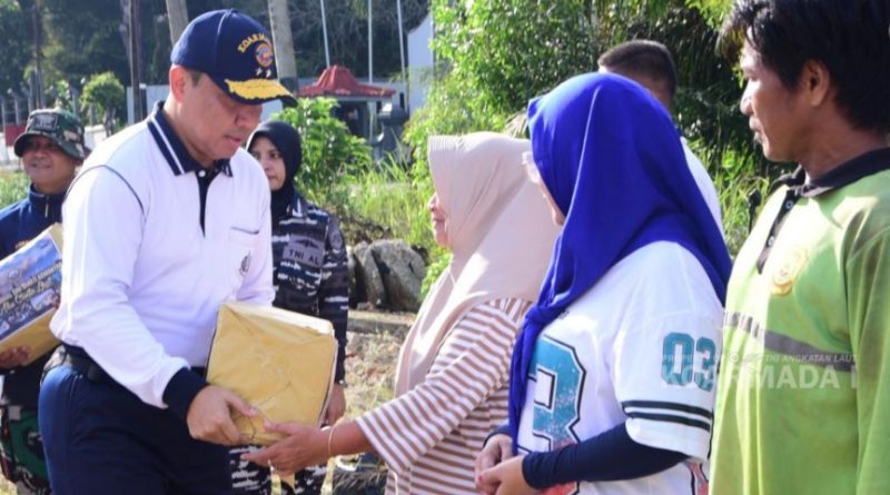 Koarmada I Gelar Bhakti Sosial dan Bhakti Kesehatan, Wujud Kepedulian kepada Masyarakat Tanjungpinang