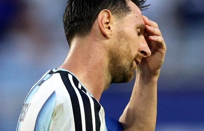 Messi Gagal Eksekusi Penalti, Argentina Masih Buntu Hadapi Mesir