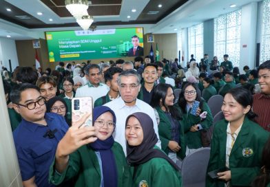 Menaker: AI Mengubah Cara Bekerja, SDM Unggul Kunci Hadapi Perubahan Dunia Kerja Menaker: AI Mengubah Cara Bekerja, SDM Unggul Kunci Hadapi Perubahan Dunia Kerja