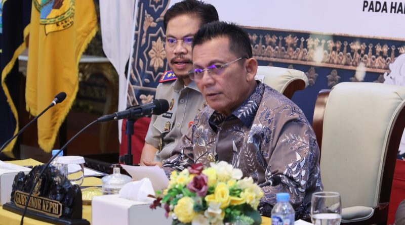 Merajut Keadilan dari Tanah Kepulauan, Gubernur Ansar Perkuat Sinergi Reforma Agraria untuk Kesejahteraan Rakyat Kepri Merajut Keadilan dari Tanah Kepulauan, Gubernur Ansar Perkuat Sinergi Reforma Agraria untuk Kesejahteraan Rakyat Kepri