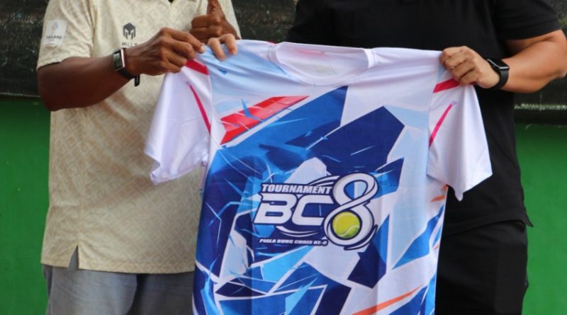 Piala Bung Chris, Septi Mende Tampil