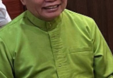 MENUNDUKKAN EGO PURNA BAKTISeni Berdamai dengan Masa Lalu, Menebar Manfaat di Sisa Usia