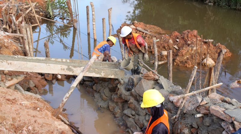 Pemprov Kepri Buat Empat Proyek Pengendalian Banjir