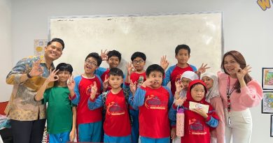 PERWARA Indonesia Tanamkan Kepercayaan Diri Sejak Dini Lewat Pelatihan Public Speaking di AQISch Primary School
