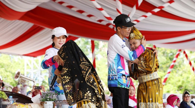 HAN 2026, Amsakar-Li Claudia Lindungi dan Bangun Masa Depan Anak-Anak Batam