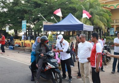 Dukung Program Pusat, FPK dan Kesbangpol Kepri Masifkan Gerakan Pembagian Bendera