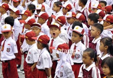 Seragam Gratis, Senyum Baru 52.835 Siswa Batam Menyambut Tahun Ajaran