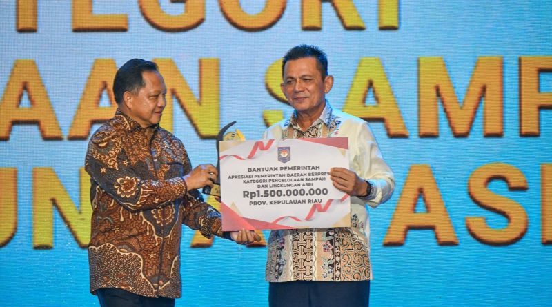 Kepri Terbaik II Pengelolaan Sampah, Rp1,5 Miliar Jadi Apresiasi untuk Gerakan Lingkungan Asri