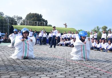 Prajurit dan PNS Koarmada I Semarakkan HUT ke-81 Kemerdekaan RI dengan Lomba Tradisional