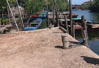 Pelabuhan Nelayan di Belakang Pasar Kawal Terancam Ambruk, Nelayan Tagih Pemkab Bintan Janji Anggota DPRD Bintan