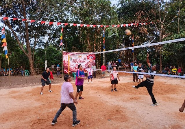 Tak Hanya Piawai Mengolah Berita, Wartawan PWI Kepri Tembus Semifinal Voli