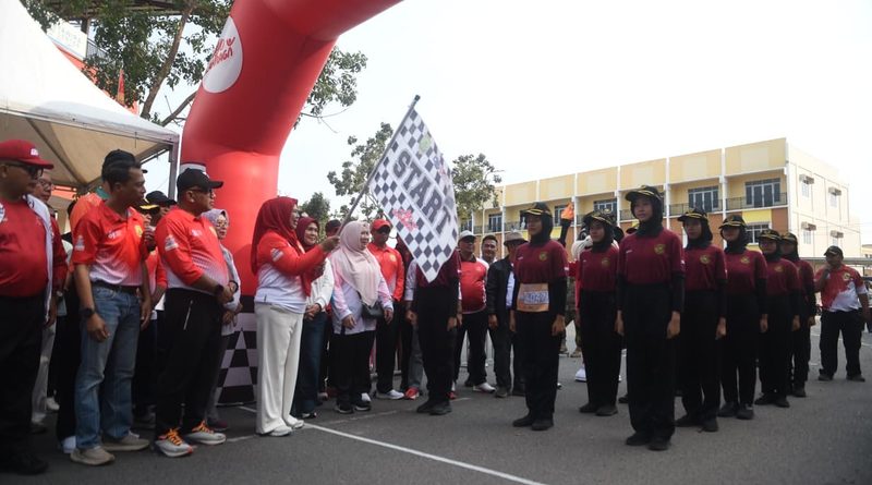 Langkah Perjuangan: Ratusan Perempuan Tanjungpinang Hidupkan Semangat Kemerdekaan