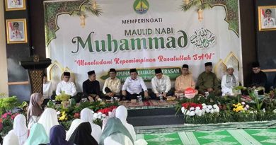 Warga Serasan di Tanjungpinang Gelar Maulid Nabi, Memperkuat Kebersamaan