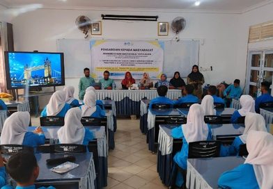 Edukasi Bahan Tambahan Pangan, Prodi Pendidikan Kimia FKIP UMRAH Gelar PkM di SMA Negeri 1 Karimun
