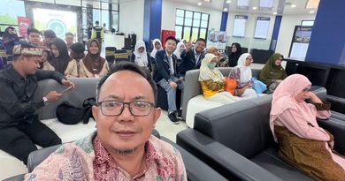 Ketika Puluhan Siswa “Menjadi Dosen” Sejarah di Kampus UMRAH