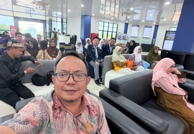 Ketika Puluhan Siswa “Menjadi Dosen” Sejarah di Kampus UMRAH