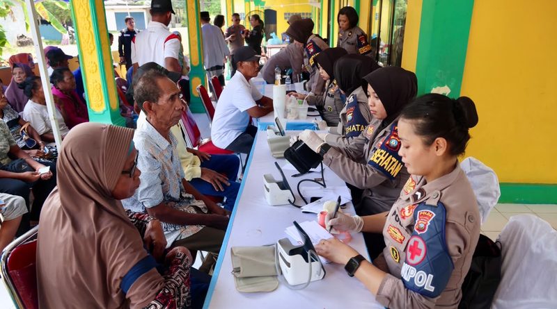 Polwan Polda Kepri Hadir di Rempang, Rajut Silaturahmi Lewat Doa Bersama dan Aksi Sosial