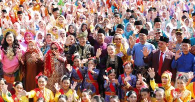 Semarakkan Hari Jadi Kepri, Batam Ajak Warga Kenakan Baju Kurung Melayu