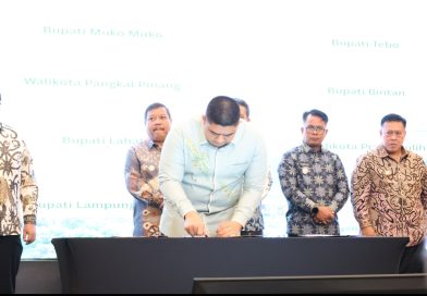 Bupati Bintan Roby Teken Kesepakatan Bersama Percepatan Penyusunan RDTR Regional 1 Bupati Bintan Roby Teken Kesepakatan Bersama Percepatan Penyusunan RDTR Regional 1
