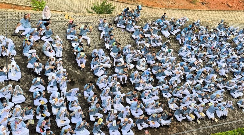 Kabut Asap Kiriman Mengharuskan Siswa SLTA Kepri Belajar Daring