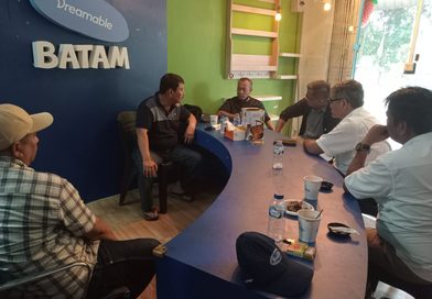 Taba Iskandar Sambangi PWI Kepri, Gagas Podcast untuk Hadirkan Dialog yang Mencerdaskan
