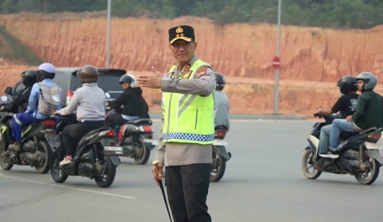 Kapolda dan Wakapolda Kepri Turun ke Jalan, Wujudkan Ruang Publik yang Aman dan Nyaman
