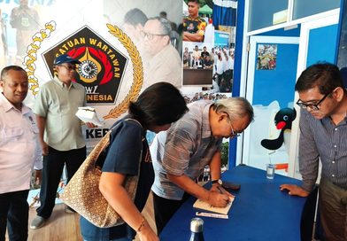 Kunjungi Graha PWI Kepri, Dr Aqua Dwipayana Tekankan Pentingnya Soliditas Pengurus